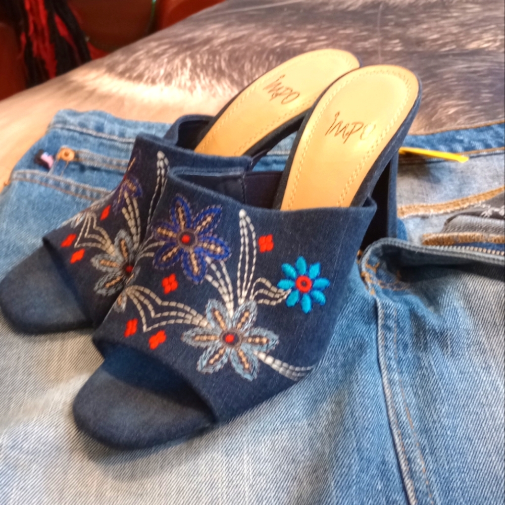 Denim & flower design shoes